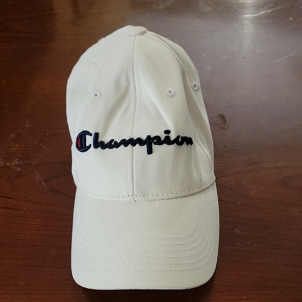 Champion White Cap With Keatger Strap